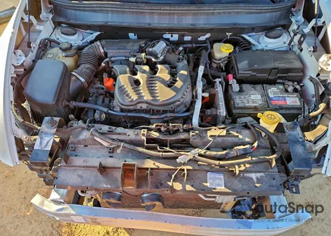 2015 Jeep Cherokee Latitude из США, поврежденный, VIN 1C4PJLCS3FW722188